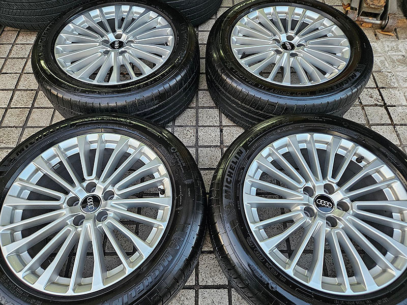 아우디 C8 A6 프리미엄 정품 18인치 휠타이어셋트--1