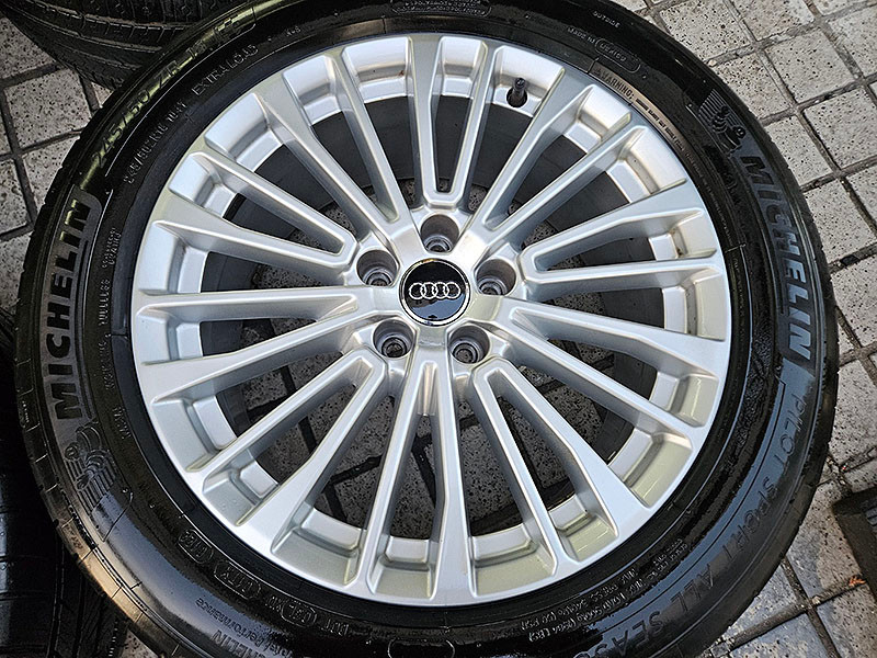 아우디 C8 A6 프리미엄 정품 18인치 휠타이어셋트--3