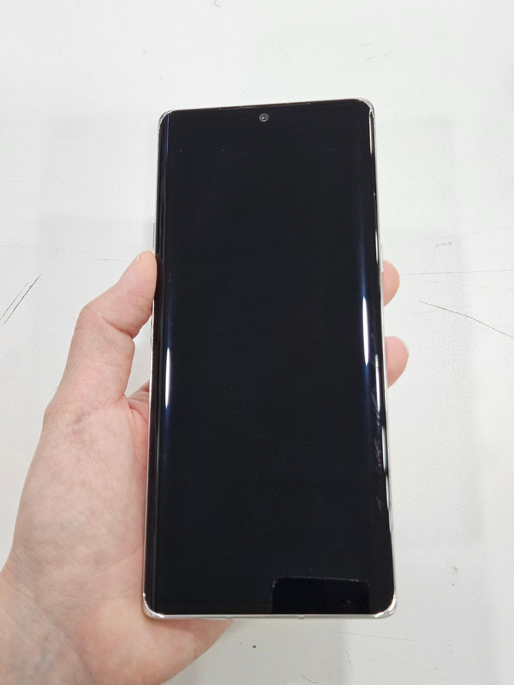 벨벳 128GB 화이트 C급--5