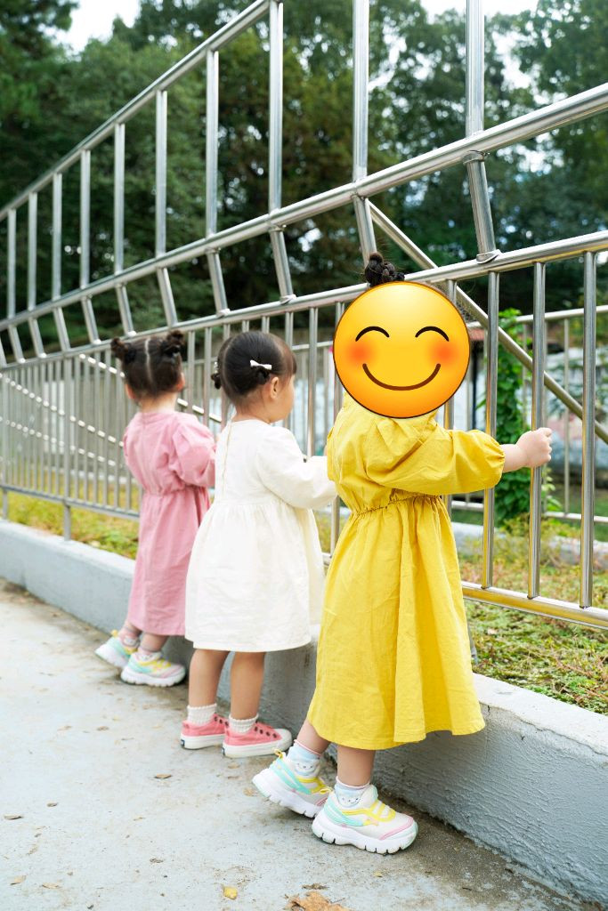 휠라키즈 이글 운동화 150(실제 140~) 2개 일괄--1