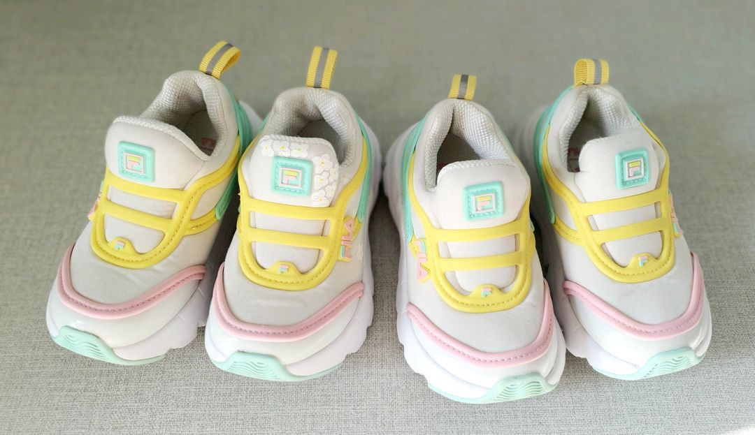 휠라키즈 이글 운동화 150(실제 140~) 2개 일괄--2