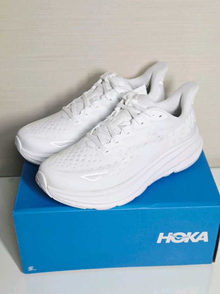 호카 호카오네오네 클리프톤 와이드 화이트 새상품--3