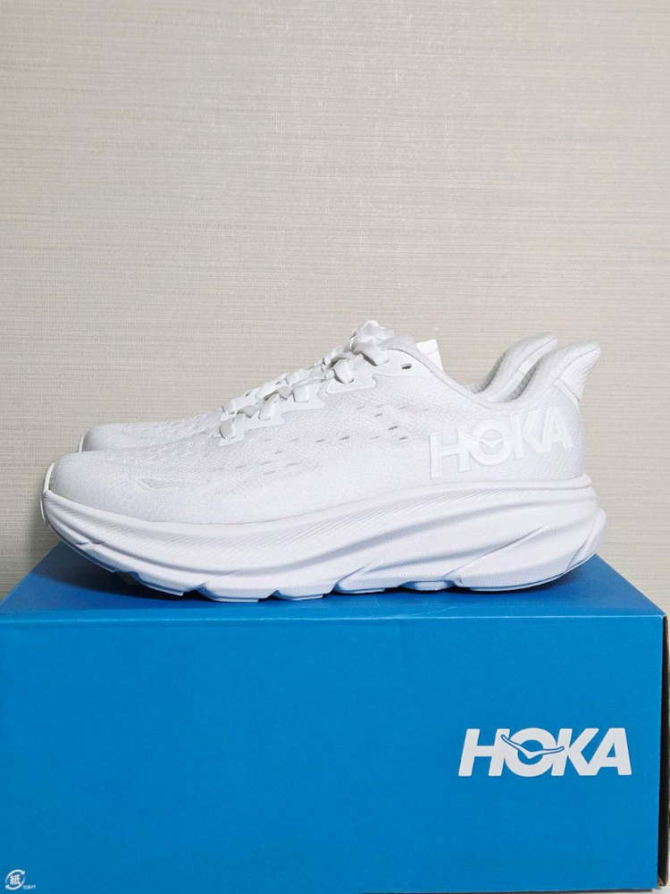 호카 호카오네오네 클리프톤 와이드 화이트 새상품--4