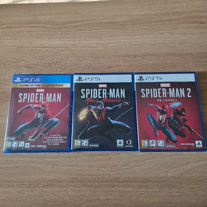 PS4/PS5 스파이더맨 게임 3종 세트 2만 새상품 밀봉
