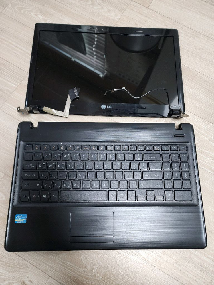 LG노트북 S53 부품용으로 팝니다--1