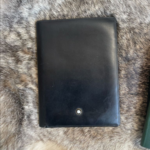 몽불랑 여권지갑