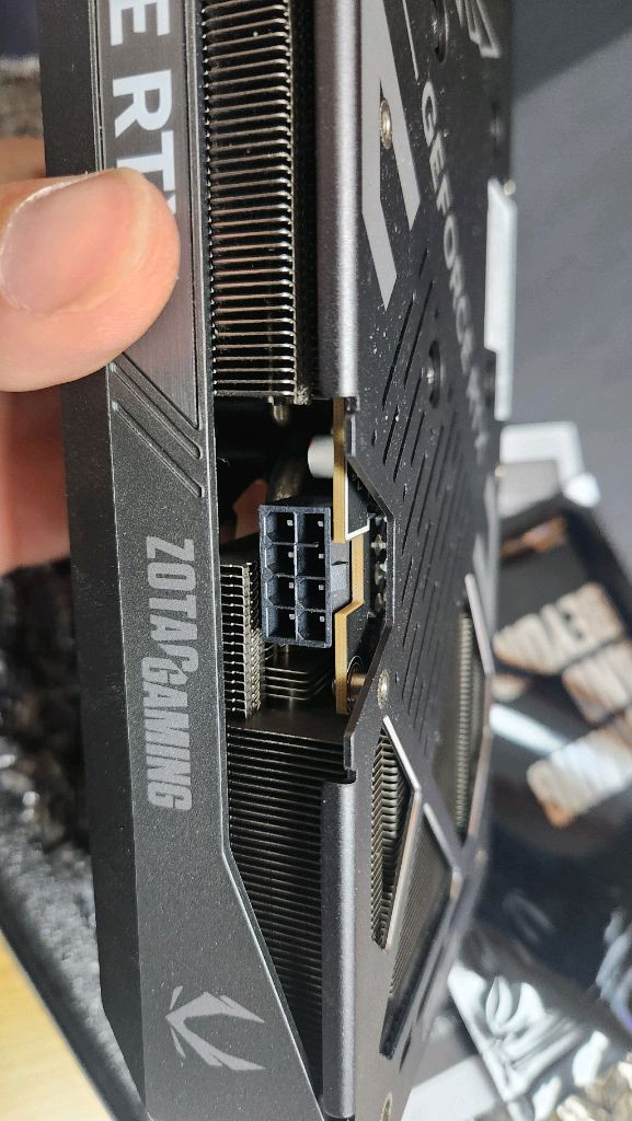 조텍 5060ti 16G 개봉 신품급 판매합니다--3