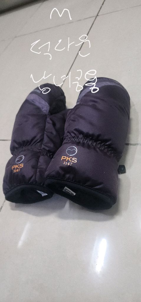 투스카로라 덕다운 벙어리장갑/ 노스페이스 800필 경량패딩 L 이미지