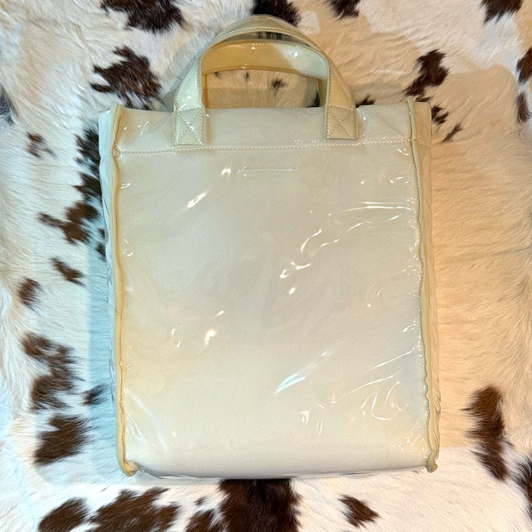 마르지엘라 MM6 pvc 스펀지 토트백 판매합니다.--1