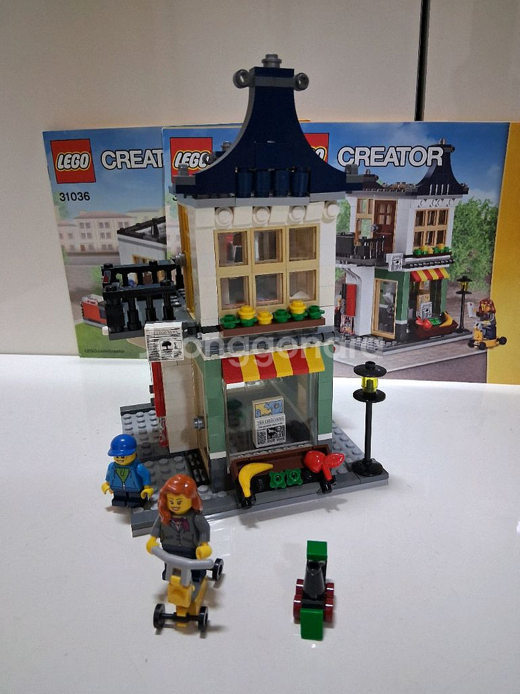 레고 크리에이터 31036 장난감가게와 식료품점--2