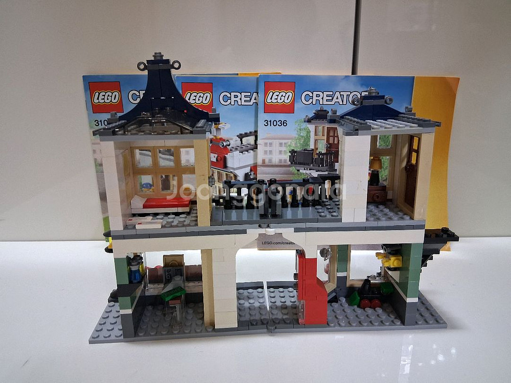 레고 크리에이터 31036 장난감가게와 식료품점--7