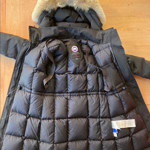 캐나다구스 트릴리움 2XS(44사이즈)