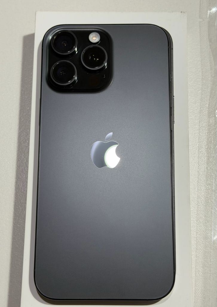 아이폰16 프로맥스 블랙 256GB 팝니다--2