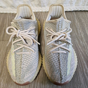 아디다스 이지부스트 350V2시트린 논리플렉티브 이미지