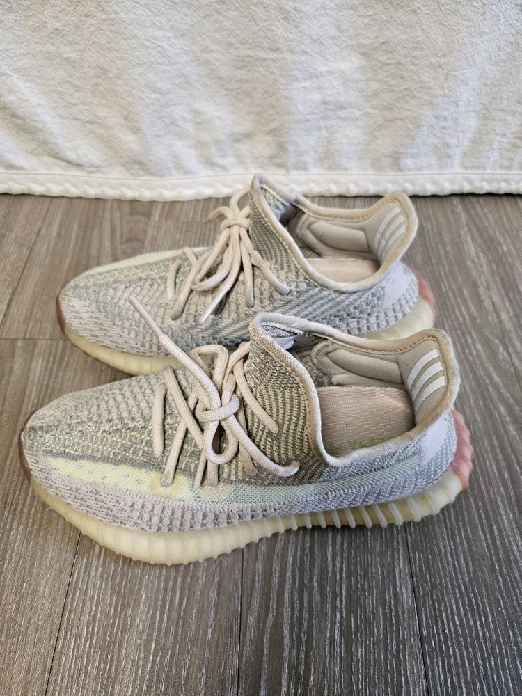 아디다스 이지부스트 350V2시트린 논리플렉티브 이미지