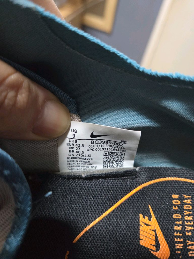 나이키 에어맥스 270 팝니다--2