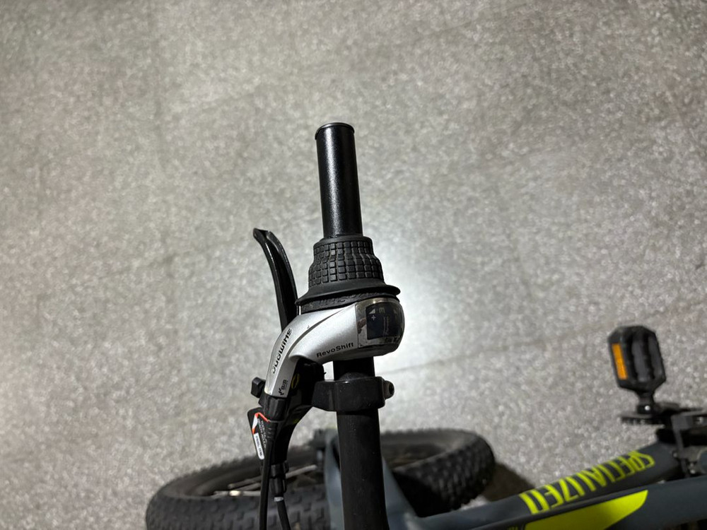 스페셜라이즈드 립락20인치 팝니다--1