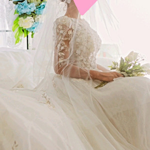 긴팔 입체 비즈웨딩드레스(새상품)