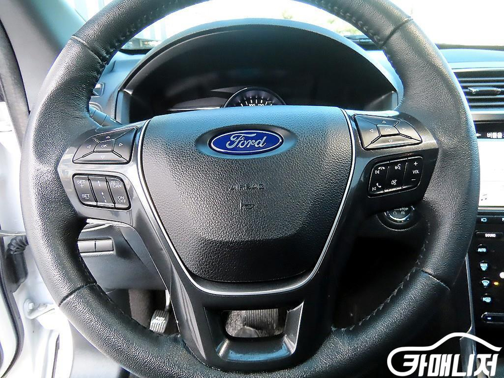 [포드]익스플로러 2.3 에코부스트 리미티드 4WD #2026년특가--7