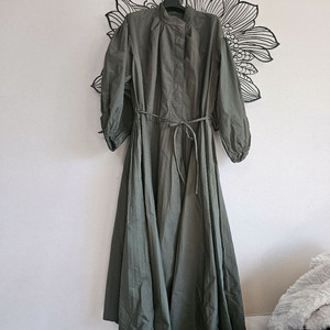 타임 카키 롱 원피스코트 프리 이미지