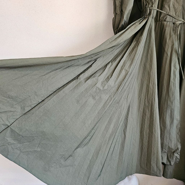 타임 카키 롱 원피스코트 프리 이미지