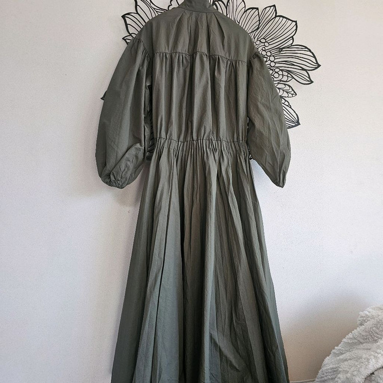 타임 카키 롱 원피스코트 프리 이미지