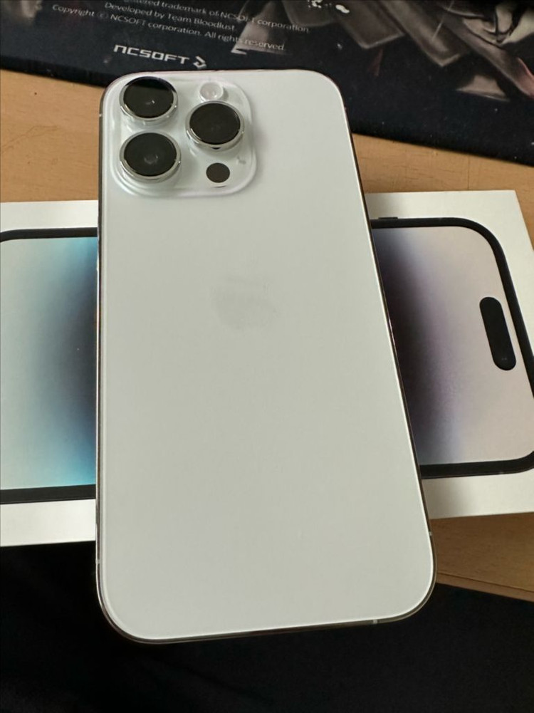 아이폰14프로 256g 배터리 정식 교체 판매합니다--4