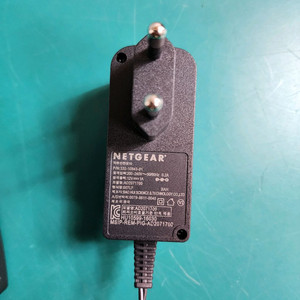 넷기어 정품 12V 1A 전원 어댑터 (AD2071700) 4개 개당 4,000원