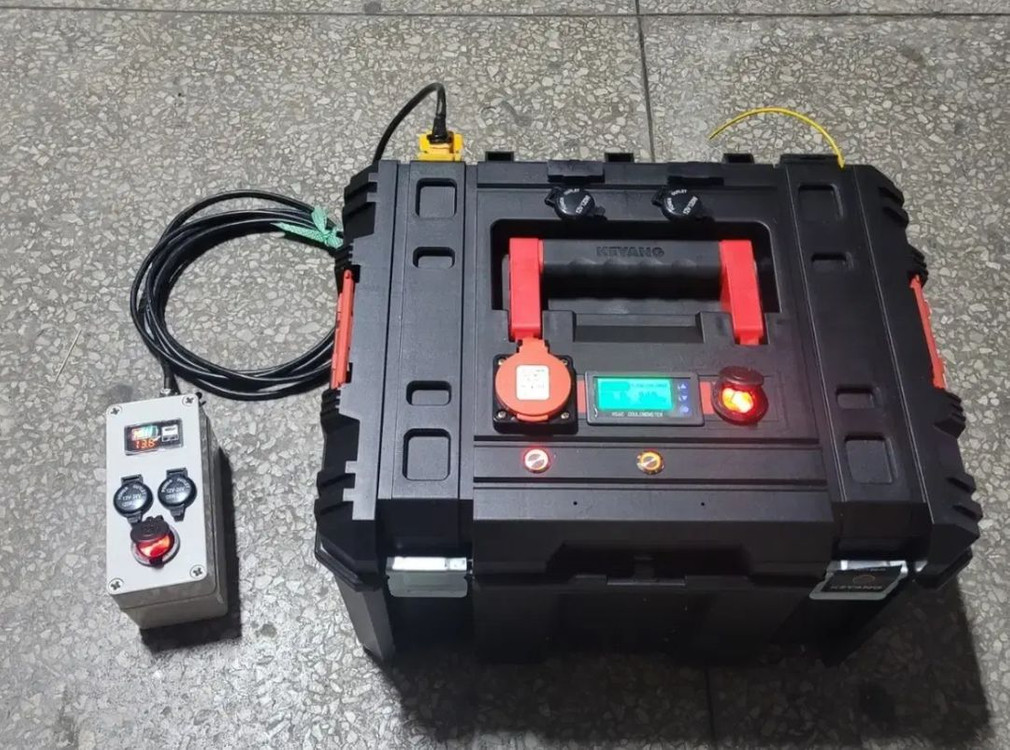 파워뱅크 올인원350A인산철배터리2kw인버터 이미지