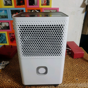 오아 보아르 모아 파워 VO-DE001 제습기 판매합니다.