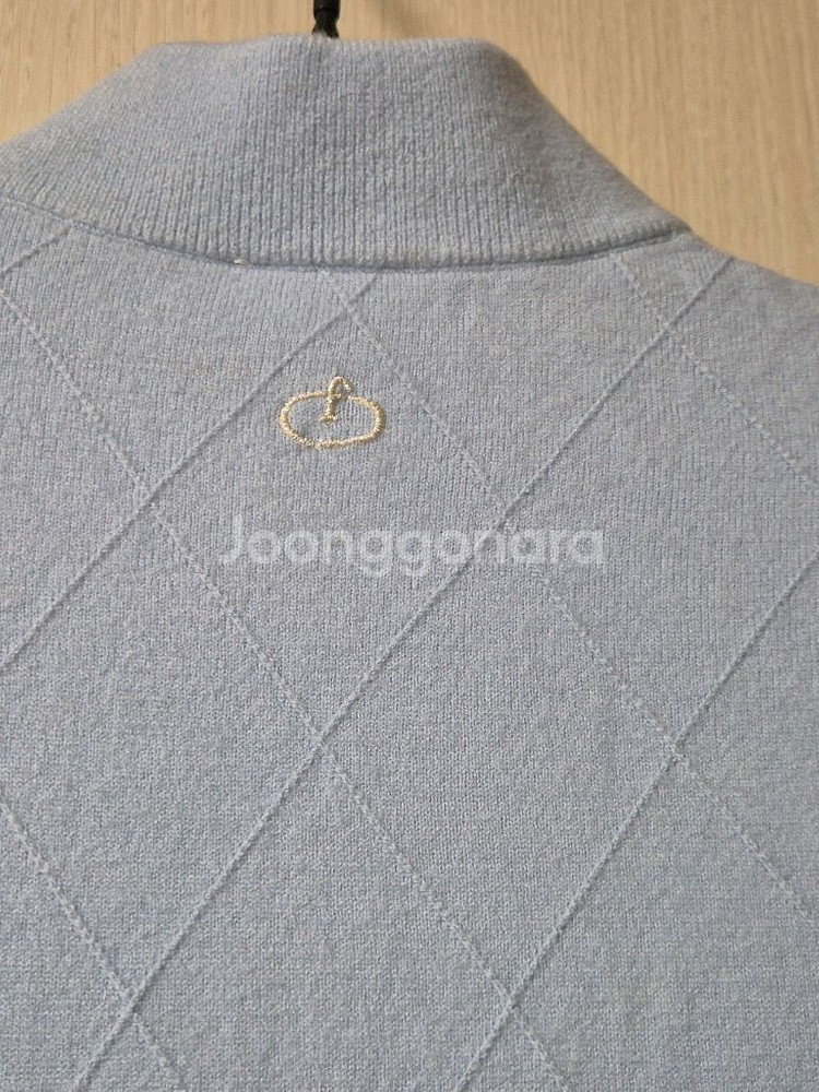 (새제품) 페어라이어 방풍 캐시미어 니트집업 XS (22년) 하늘색--4