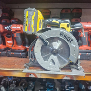 디월트충전원형톱 DCS575 플렉스볼트충전스킬 본체만 디월트원형톱 A급