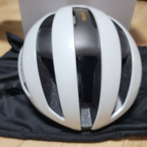 트렉 벨로시스 밉스(MIPS) 헬멧 M 인터핏