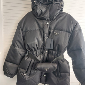 프라다 패딩 66