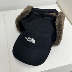 노스페이스 드라이벤트 이어머프 캡 블랙 L 사이즈 새상태 팝니다. 방한모자 겨울모자 모자 NE3CM57A