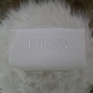 디올 뷰티 파우치 새제품