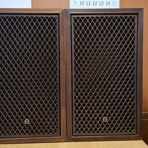 Sansui SP-200 SPEAKERS