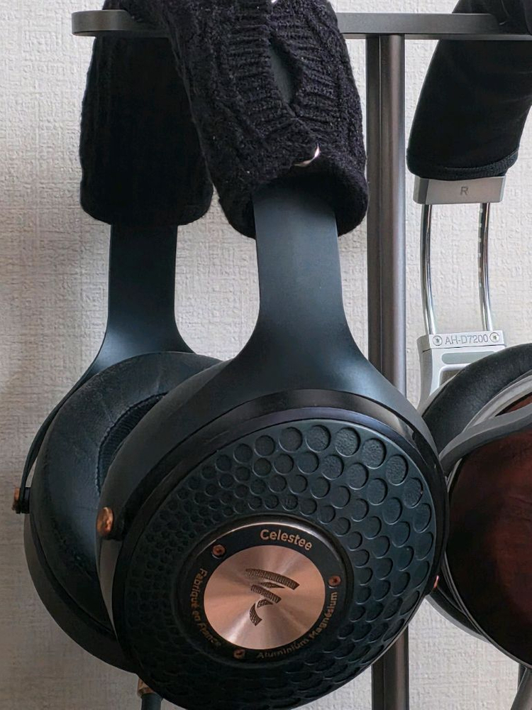 포칼 셀레스티 헤드폰--1