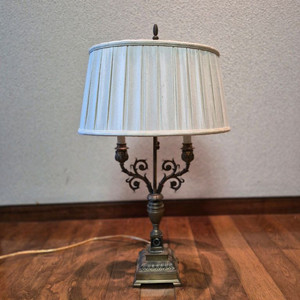 테이블 램프