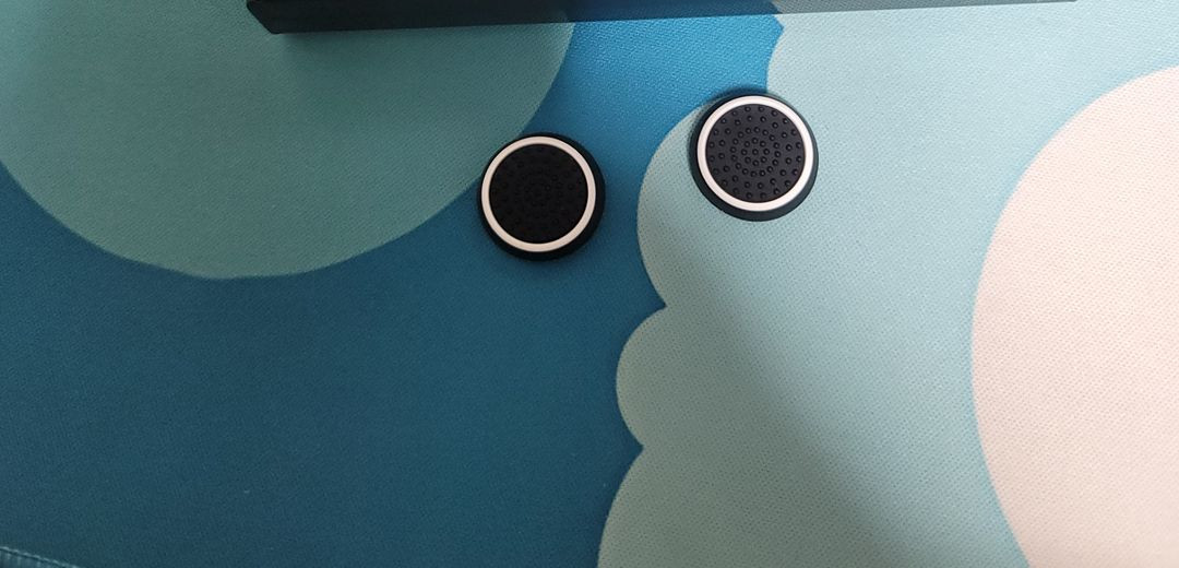 스팀덱 LCD 64GB 악세포함--2