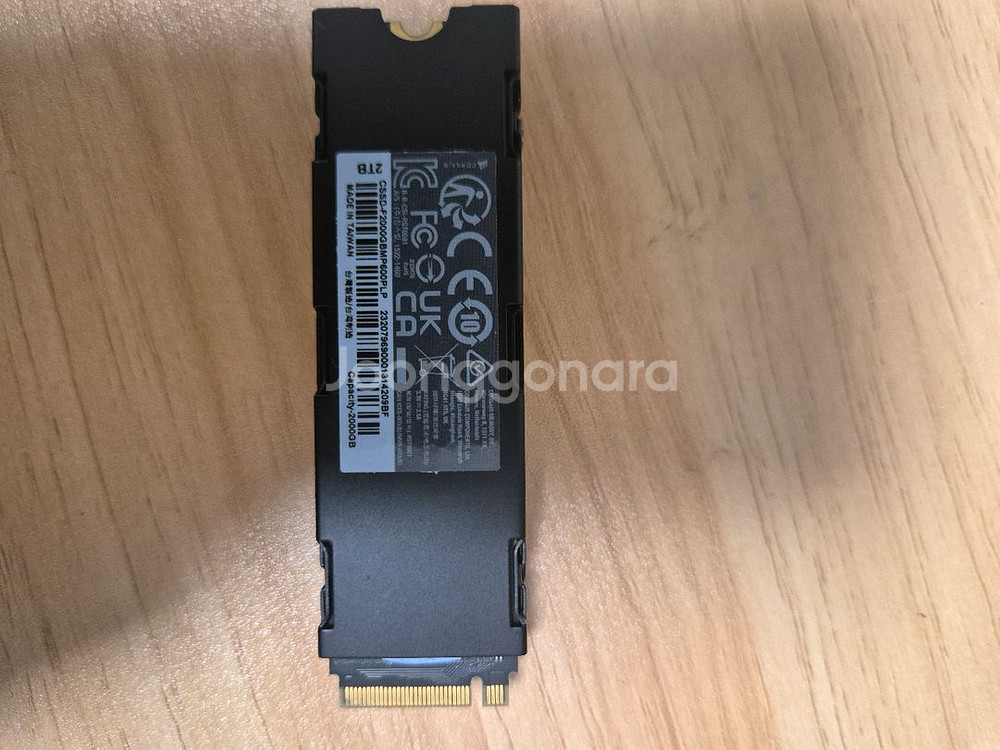 커세어 MP600 PRO LPX 2TB M.2 NVMe SSD--1