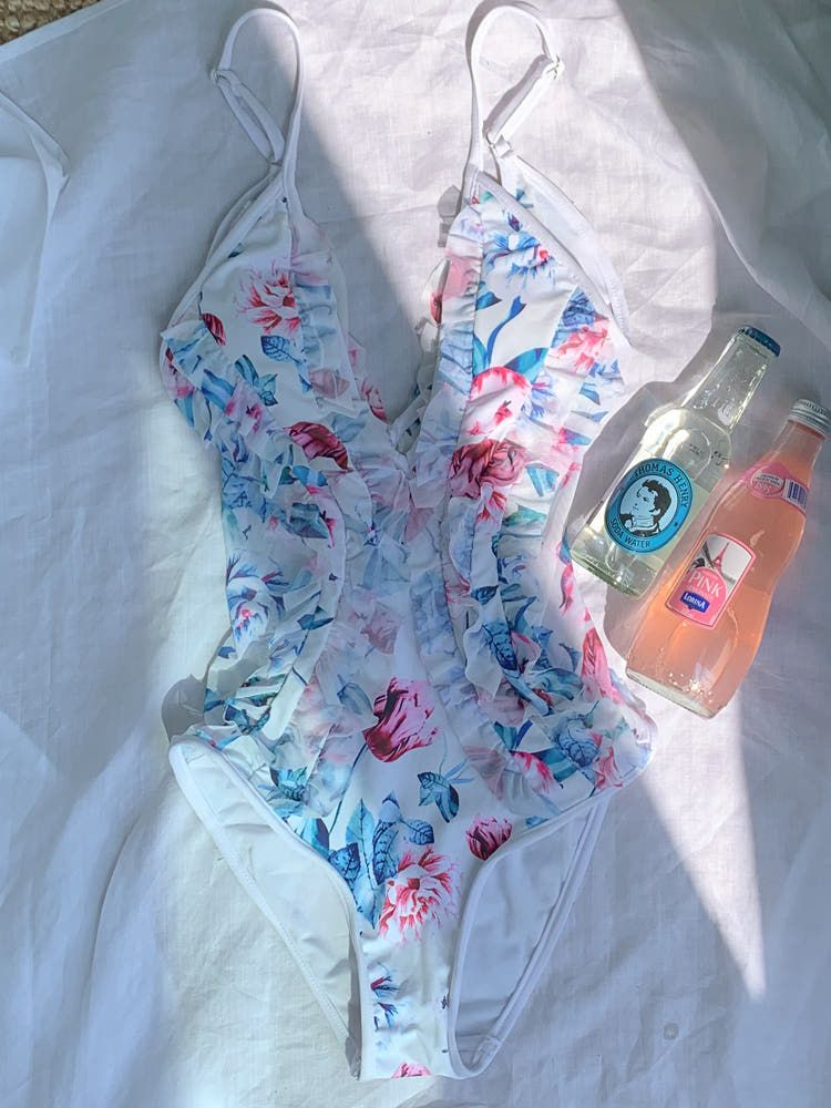 (새상품) 플라워 프릴 모노키니 수영복 원가이하 판매--4