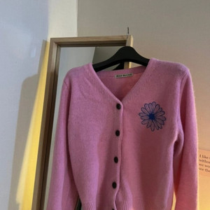 마르디메크르디 가디건 이미지