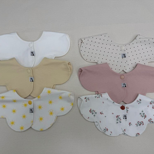 코니 턱받이 이미지