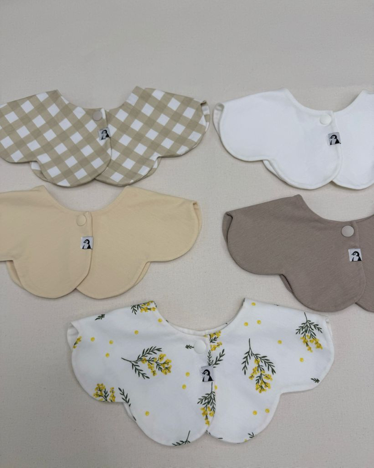 코니 턱받이 이미지