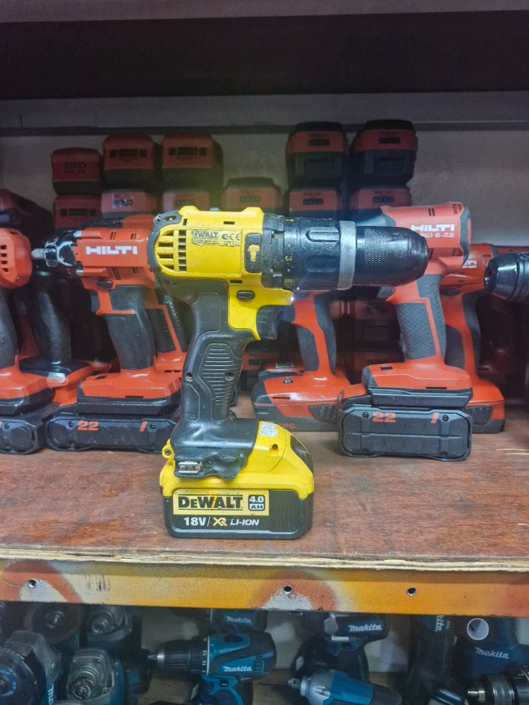 디월트충전함마드릴DCD785 디월트함마드릴 디월트충전드릴 이미지