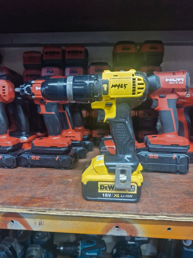 디월트충전함마드릴DCD785 디월트함마드릴 디월트충전드릴 이미지