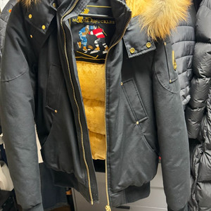 무스너클 발리스틱 금장 M