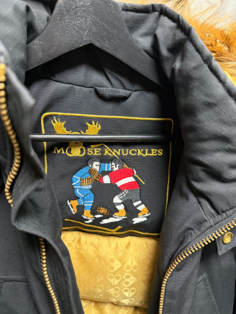 무스너클 발리스틱 금장 M 이미지