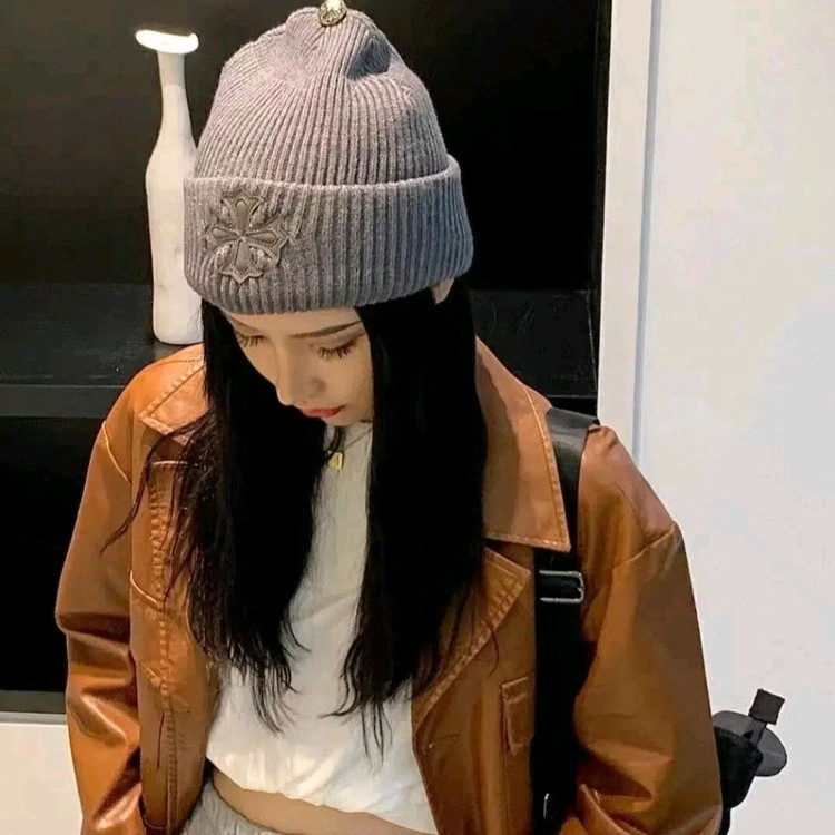 캐쥬얼 힙합 스타일 크롬 십자가 패치 니트 비니 남여공용 < 블랙 >--3